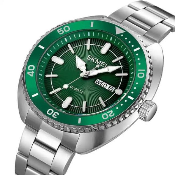 SKMEI 2256 Janpanese Quartz MEN WATCH For- Silver/ Green