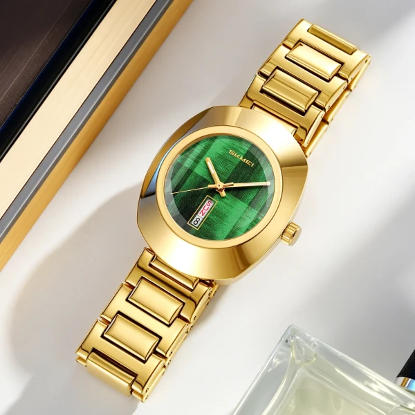 Skmei 9410 Luxury Waterproof Men's Watch - Golden & Green